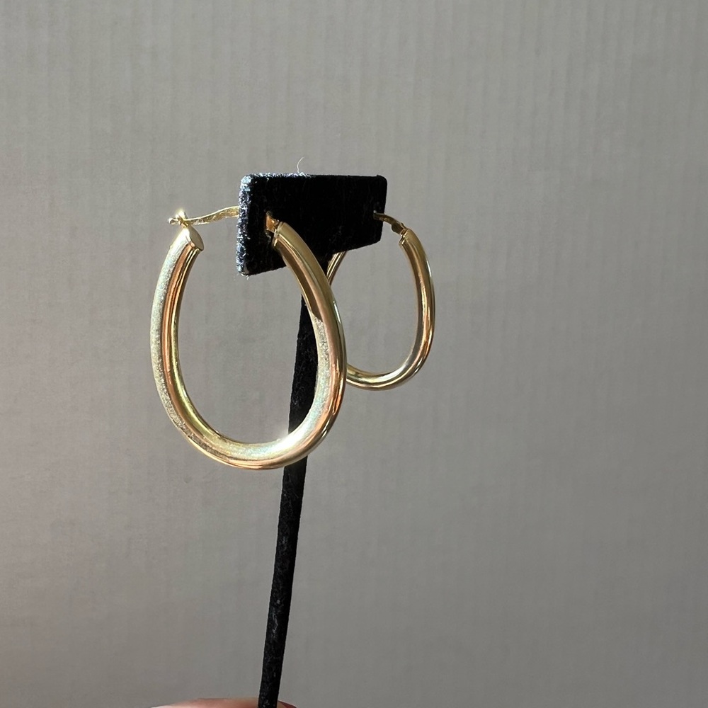 ARGENTO VIVO 18K Goldplated Sterling Silver Oval Hoop Earrings - Picture 6 of 9